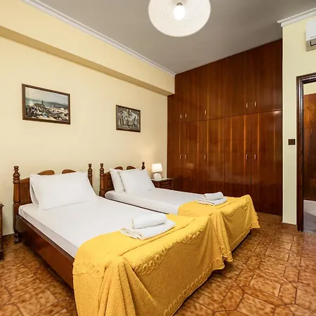 The Knights Courtyard Casa de Férias *