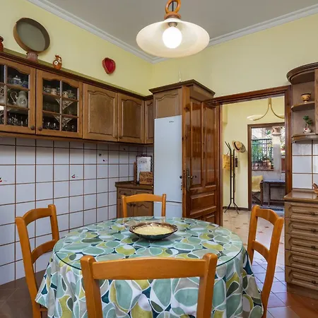 The Knights Courtyard * Rhodes City